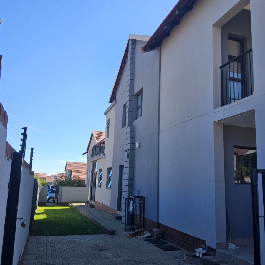 4 Bedroom Property for Sale in Wild Olive Estate Free State